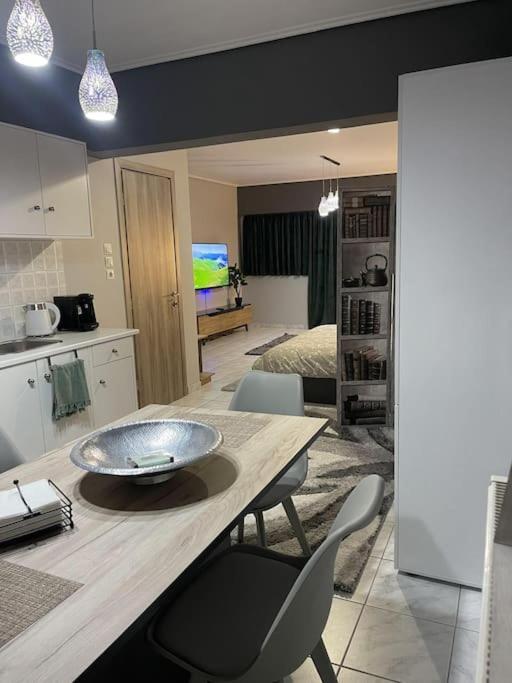 Central Modern Apartment Volos Luaran gambar